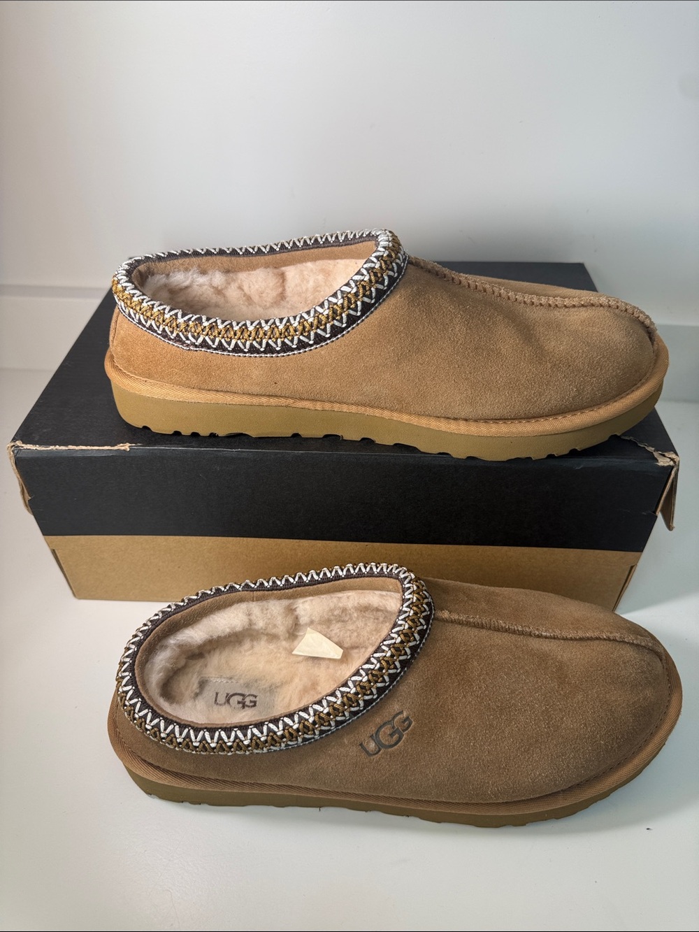 UGG Men's Chestnut Taxman Suede Shearling Lined Slip-Ons - Size 9 - Picture 3 of 10